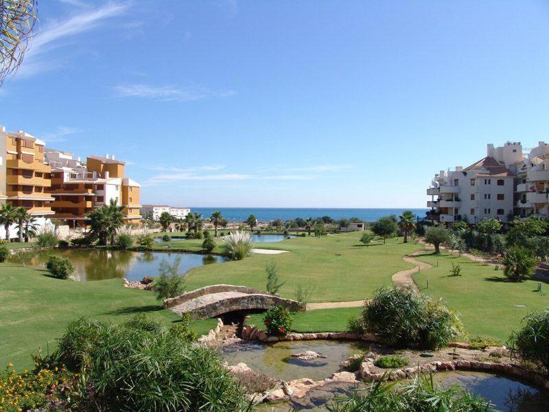 He La Entrada Punta Prima Hotel Torrevieja Exterior foto